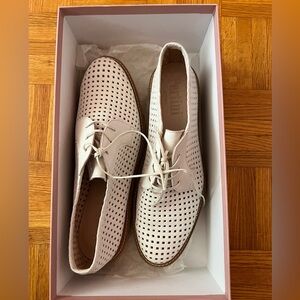 Pertini white leather lace up shoes